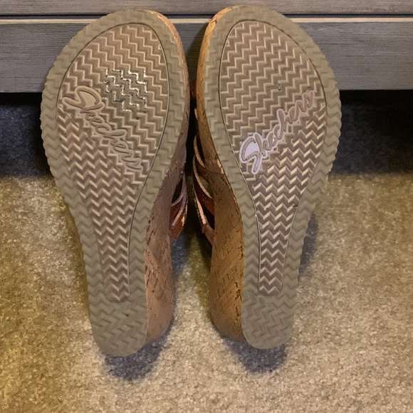 Skechers Cali Wedged Sandals - Picture 6 of 7